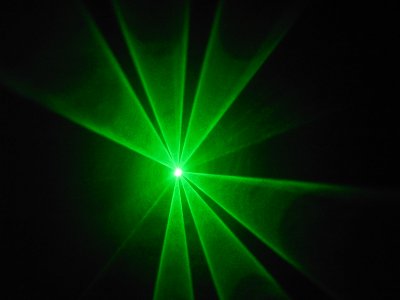 Stefan's DMX-gesteuerter Lissajous-Grün-Laser in Aktion